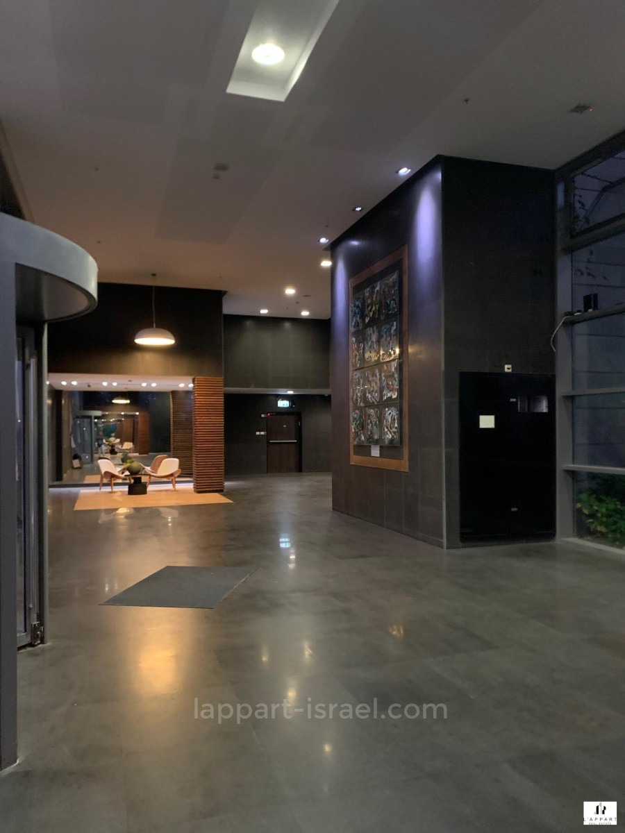 Mini-Penthouse 4 Rooms Tel Aviv Ramat Aviv 175-IBL-3233