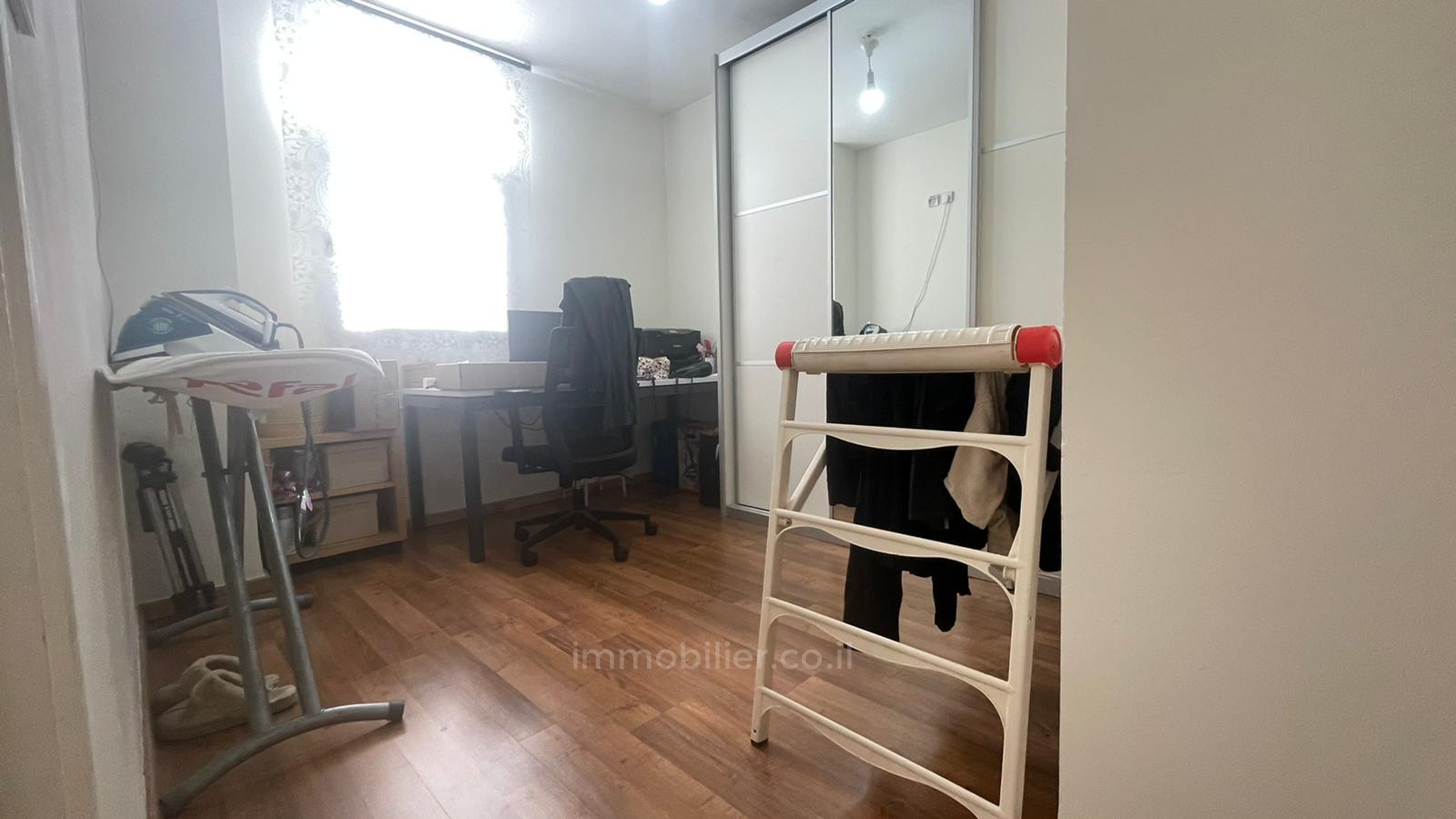Apartment 3 Rooms Tel Aviv Montifiory 272-IBL-1007