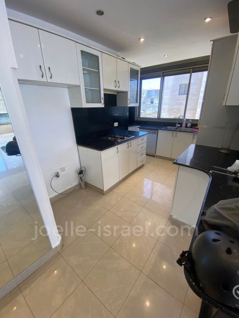 For rent Apartment Netanya