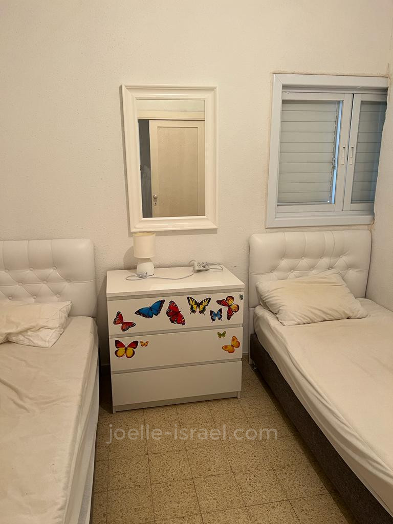 Apartment 4 Rooms Netanya Kikar 316-IBL-1661