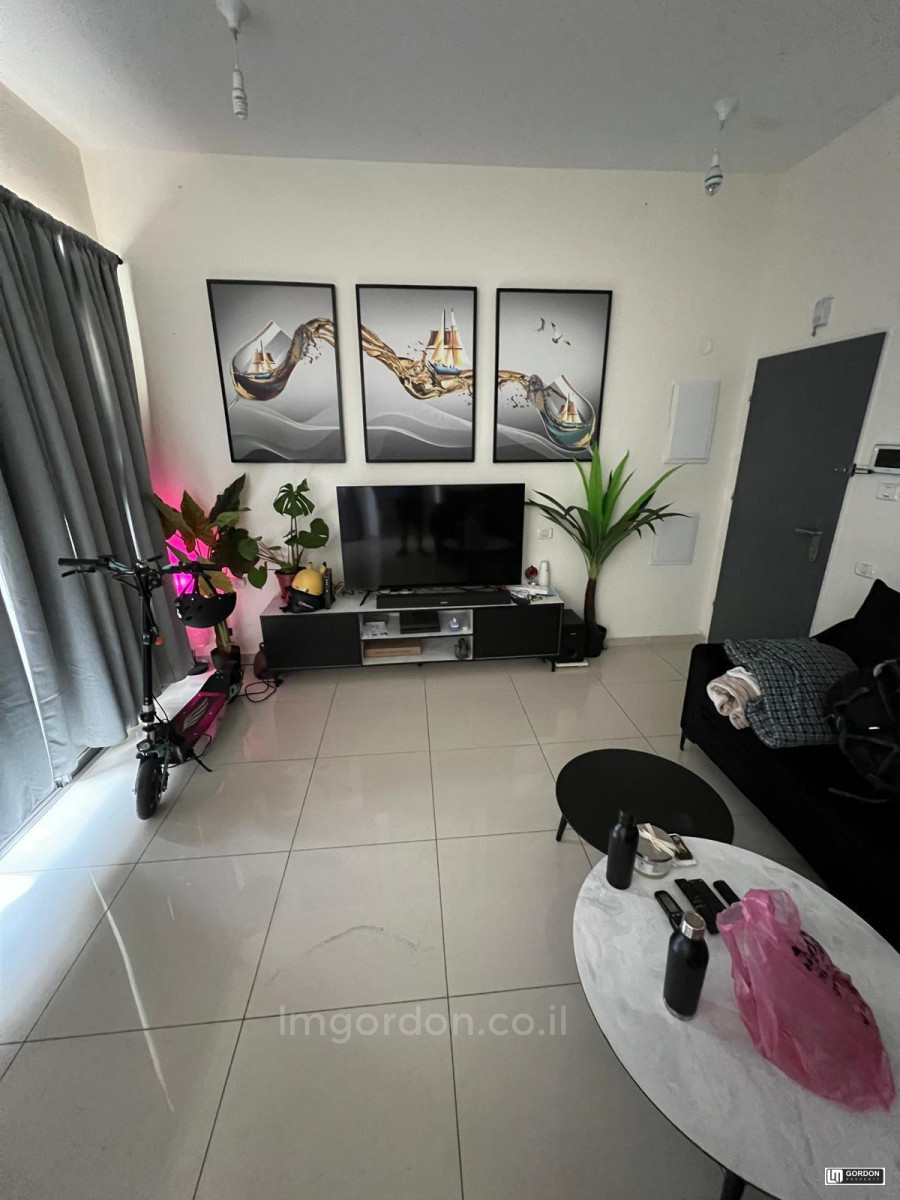 Apartment 3 Rooms Tel Aviv Florentine 357-IBL-1473