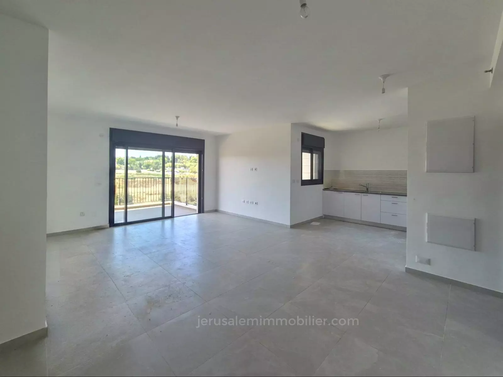 For Rent – Premium New Apartment with Open Views in Mordot Arnona – JERUSALEM IMMOBILIER 026786595