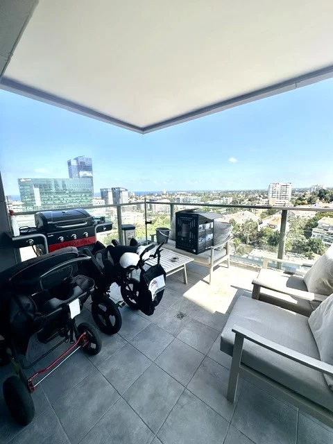 Bonne occasion à ne pas manquer ! 4 pièces à louer dans une belle résidence avec piscine, Herzlia Hills