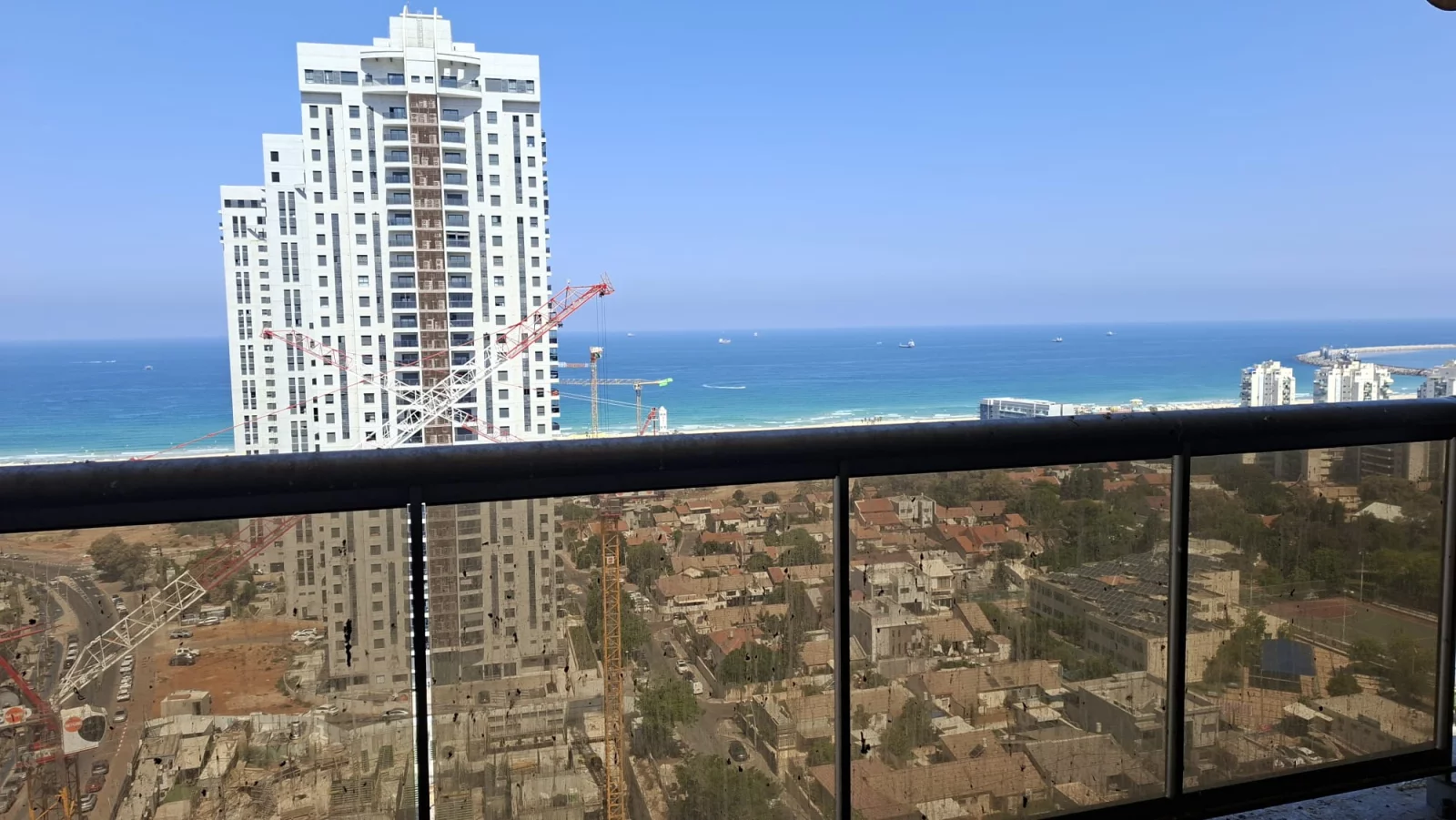 Bonne occasion à ne pas manquer ! 4,5 pièces spacieux à vendre, vue imprenable sur la mer, Alef, Ashdod