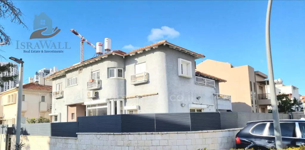 Luxury Private Villa for Sale – Neve Hof, Rishon LeZion