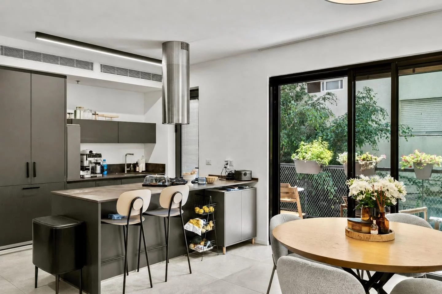 For sale in the Old North, quiet street near Hilton Beach, new luxury boutique building