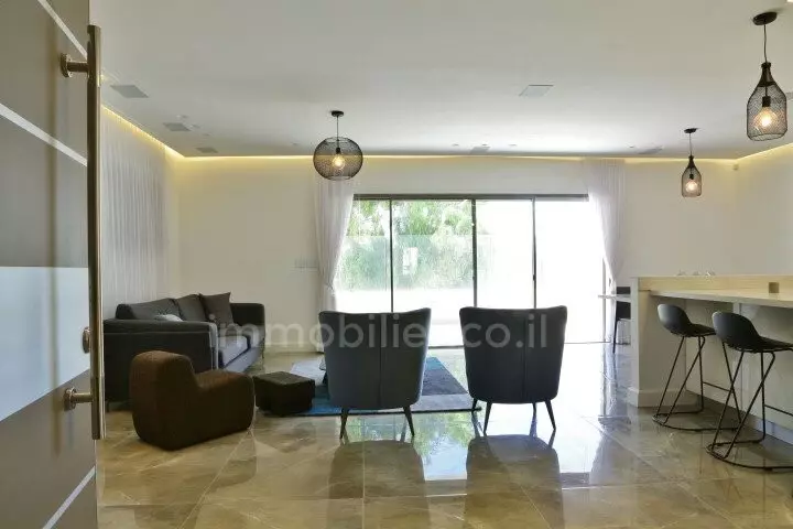 Apartment 4 rooms Jerusalem Rehavia 1-IBL-2639