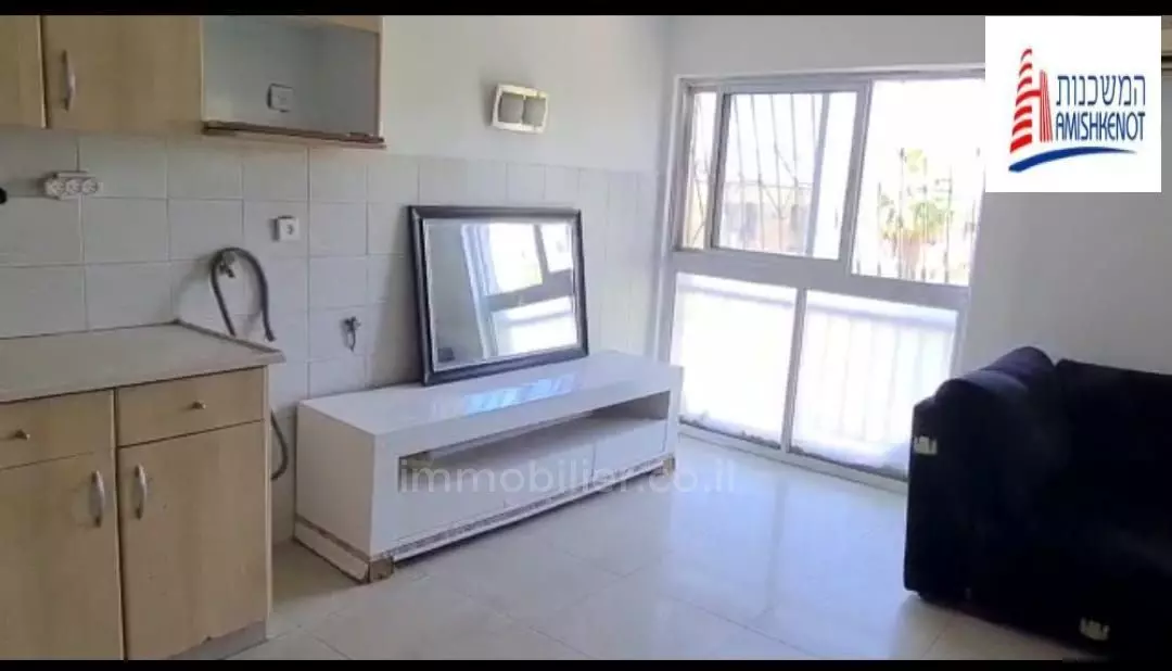 Apartment 3 Rooms Jerusalem Talpiot 1-IBL-2873