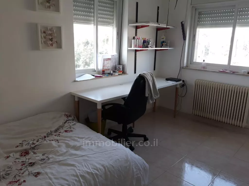 Apartment 3 rooms Jerusalem City center 144-IBL-407