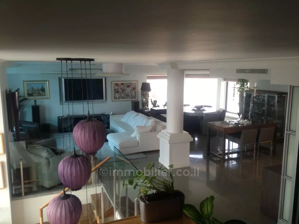 Penthouse 7 rooms Jerusalem City center 144-IBL-472