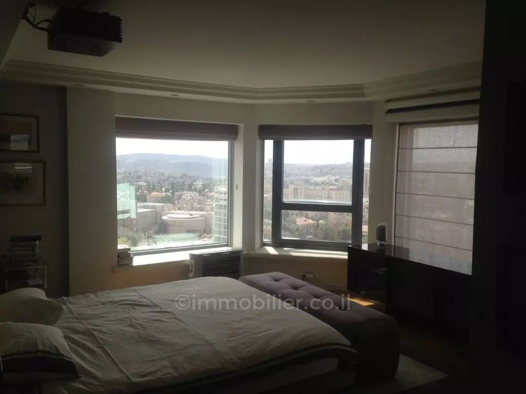 Penthouse 7 rooms Jerusalem City center 144-IBL-472