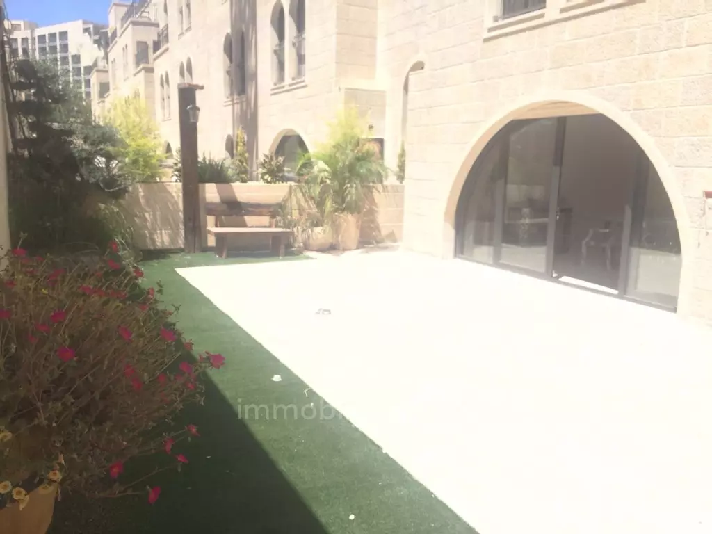 Apartment 3 rooms Jerusalem Mamila 144-IBL-480