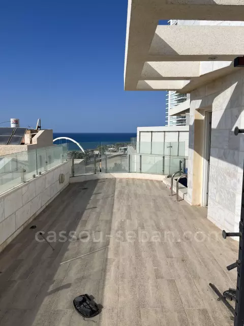 Rent Cottage Netanya