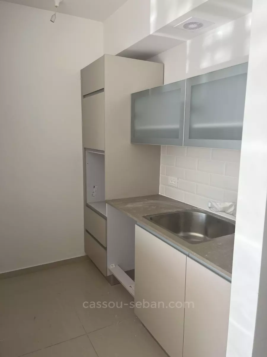 Apartment 4.5 rooms Jerusalem City center 144-IBL-588