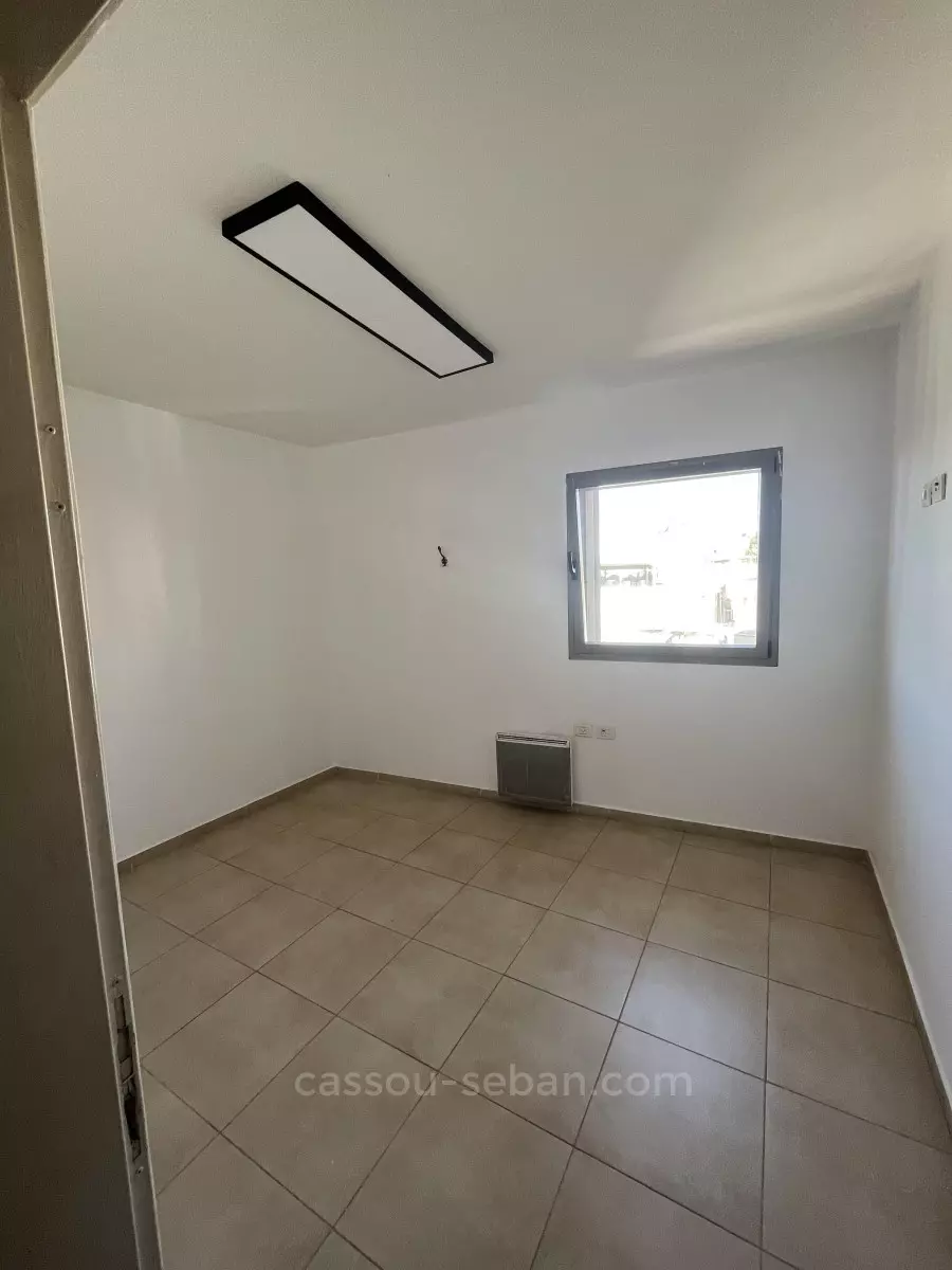 Apartment 4 rooms Jerusalem City center 144-IBL-601