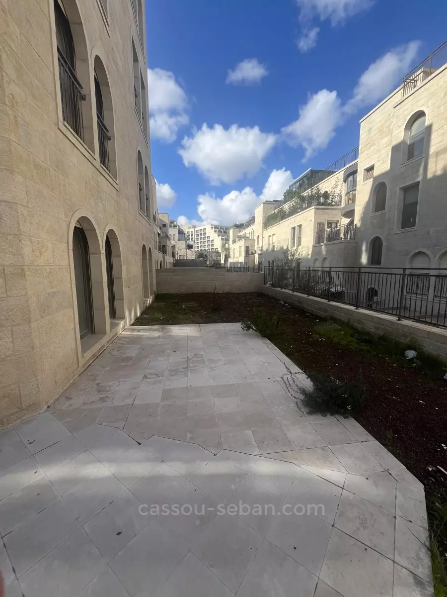 Apartment 8 rooms Jerusalem Mamila 144-IBL-622