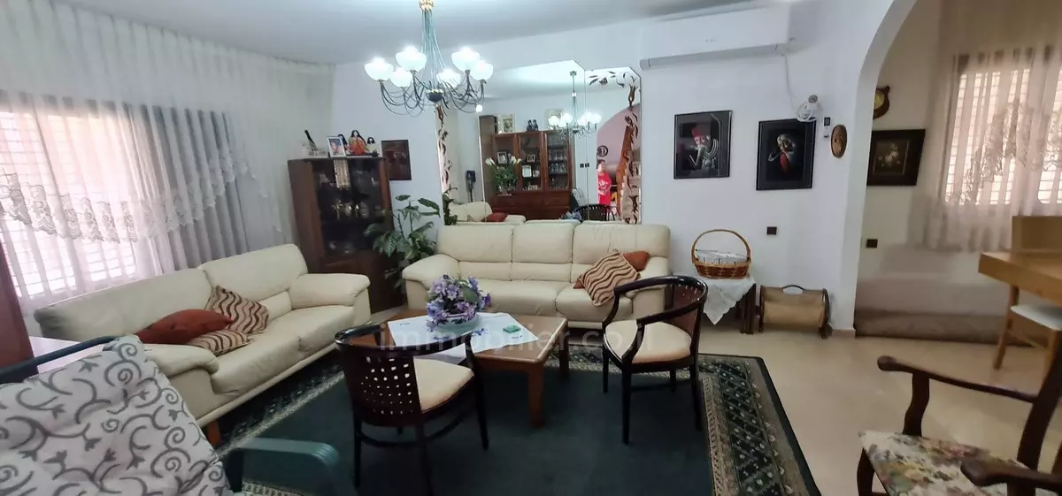 Villa 5 rooms Ashdod He 15-IBL-2880