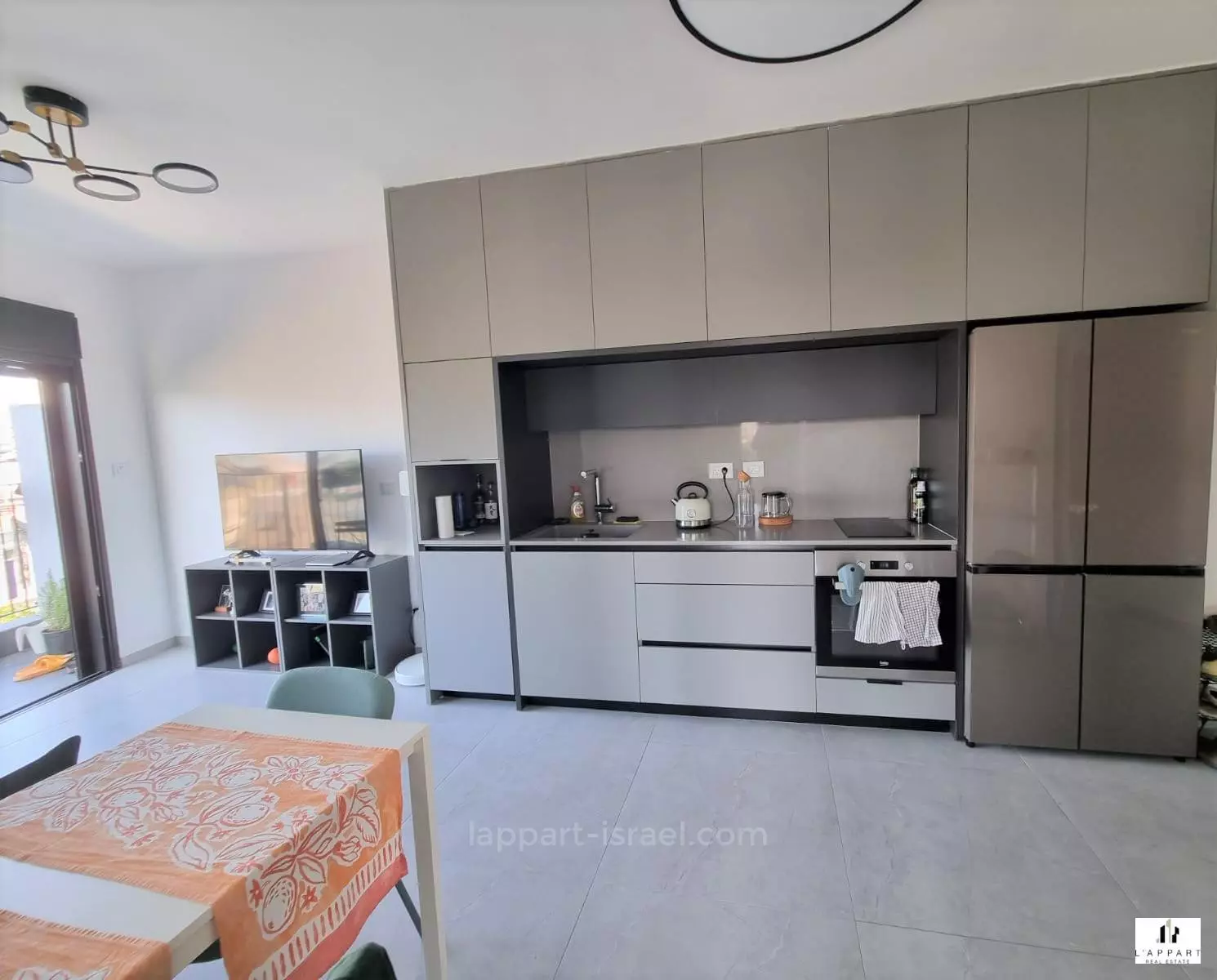 Apartment 3 rooms Tel Aviv Florentine 175-IBL-3091