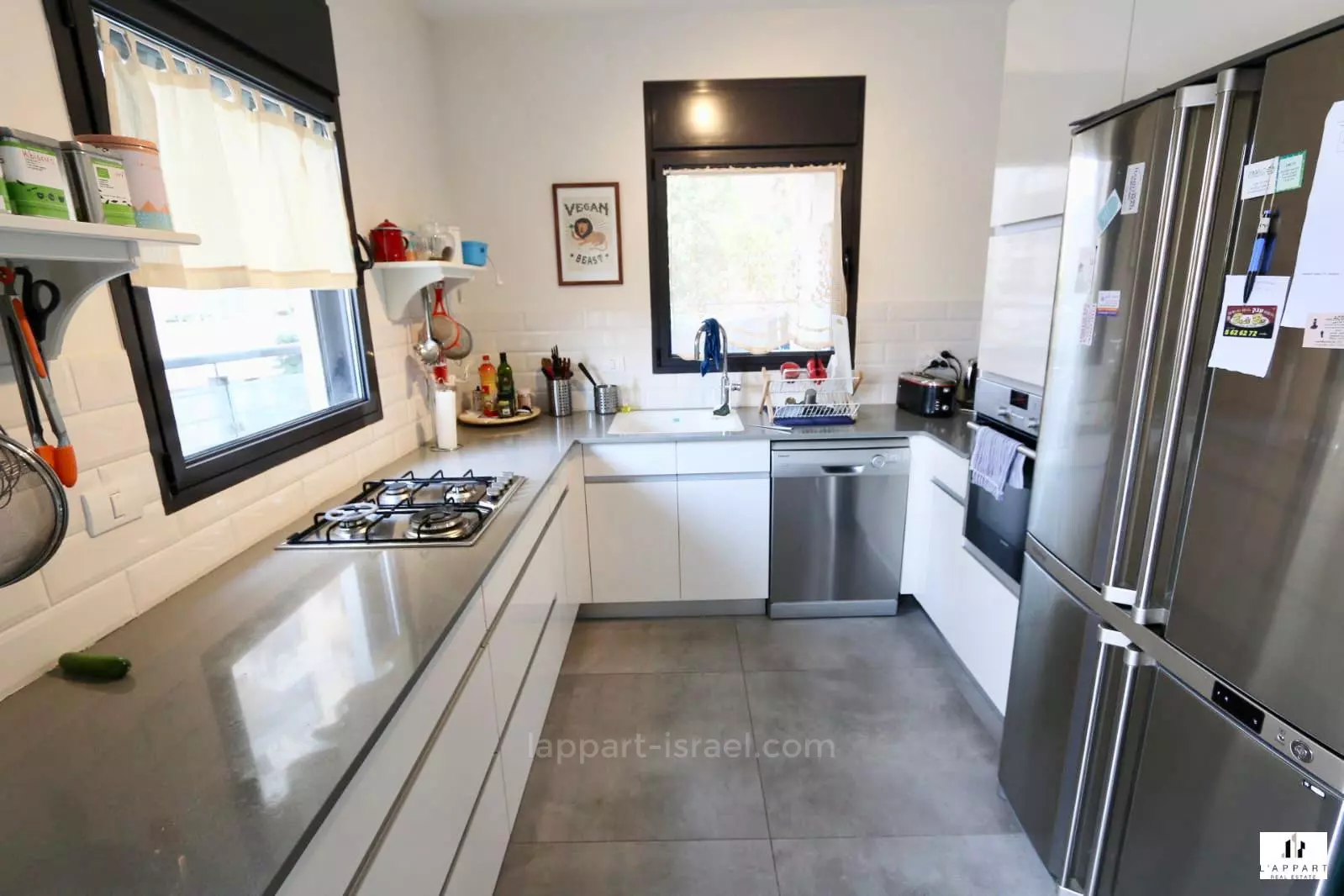 Apartment 3 rooms Tel Aviv City center 175-IBL-3098