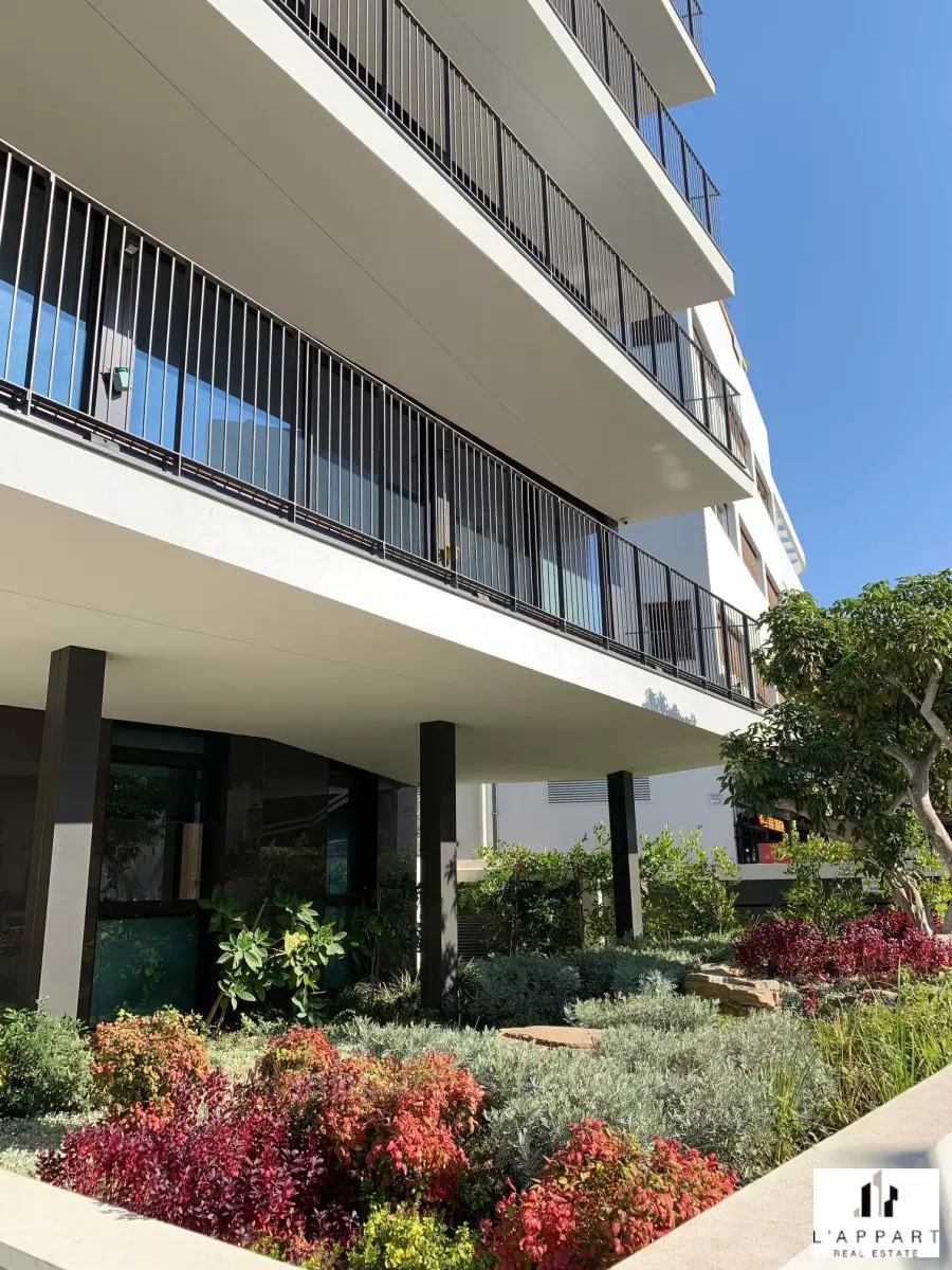 Apartment 4 rooms Tel Aviv quarter of the sea 175-IBL-3102