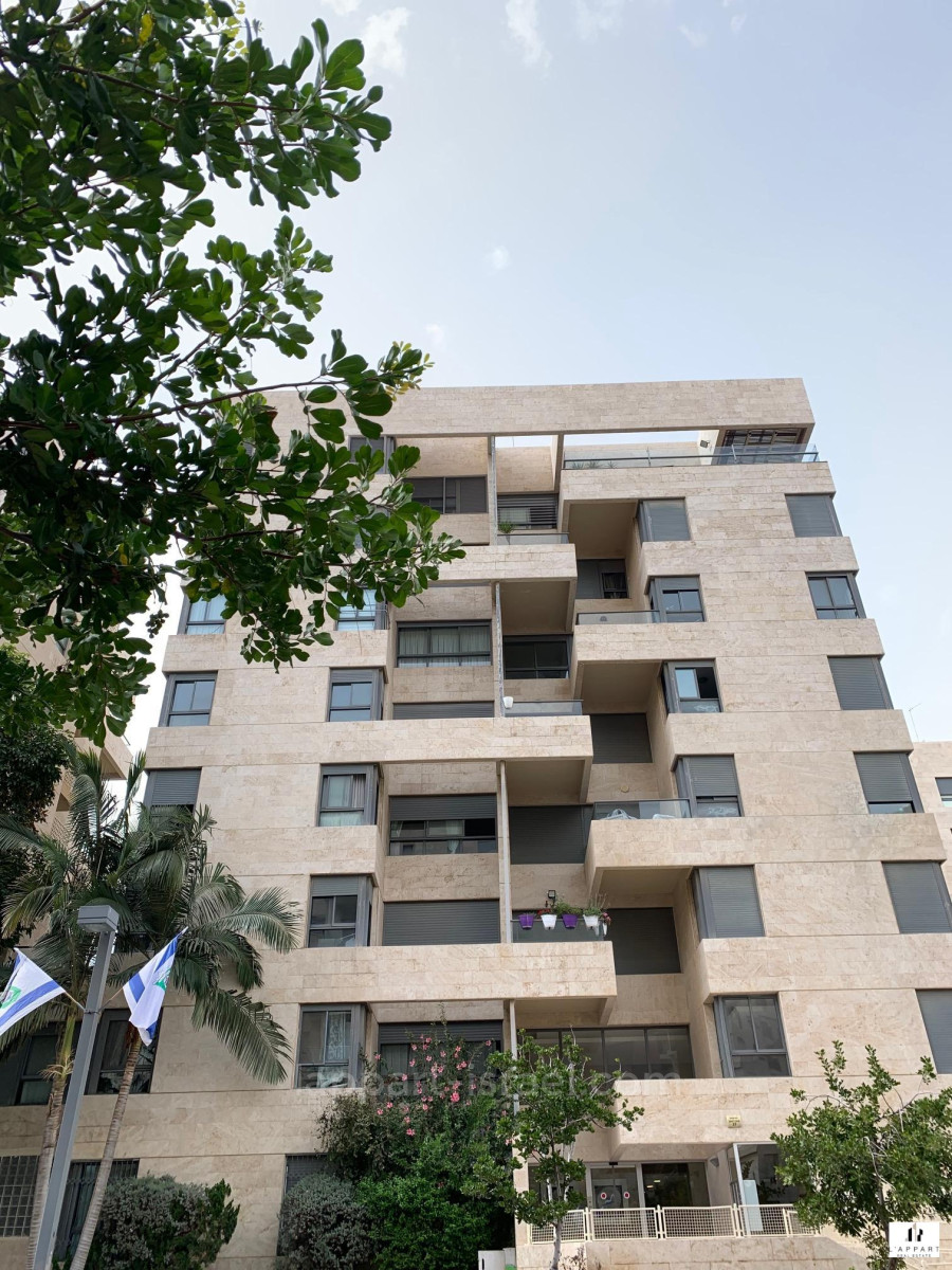 Apartment 4 Rooms Tel Aviv Ramat Aviv 175-IBL-3143