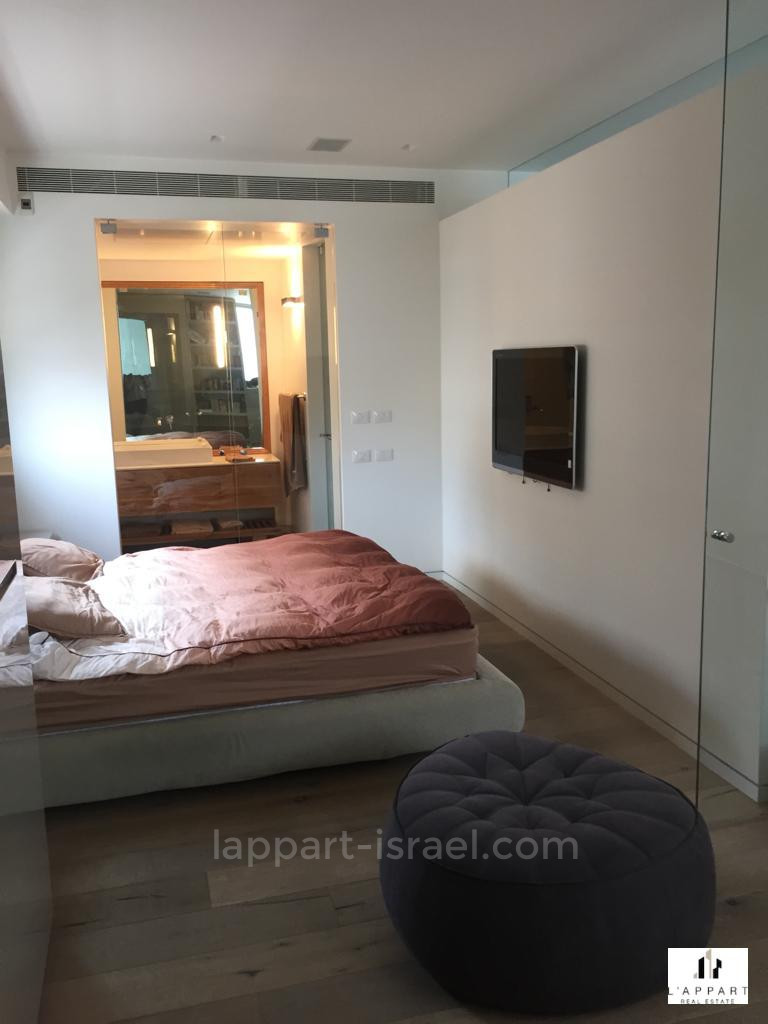 Apartment 3 Rooms Tel Aviv City center 175-IBL-3204