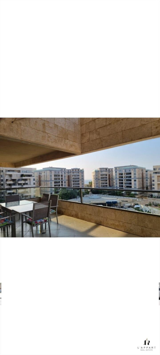 Mini-Penthouse 5.5 Rooms Tel Aviv Ramat Aviv 175-IBL-3237