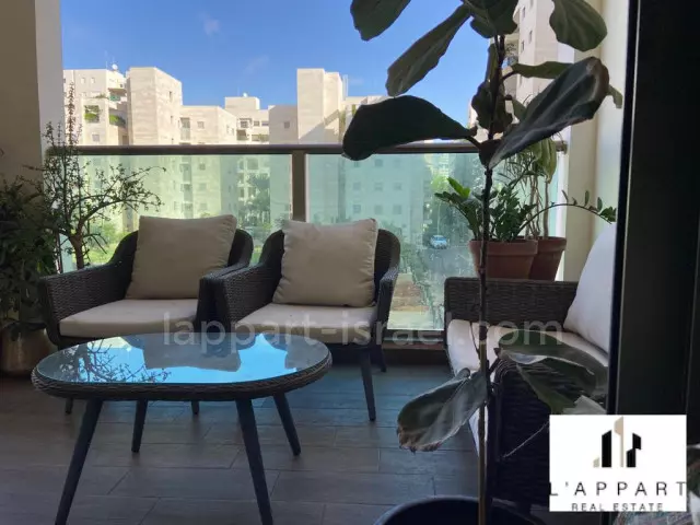 Sale Apartment Tel Aviv