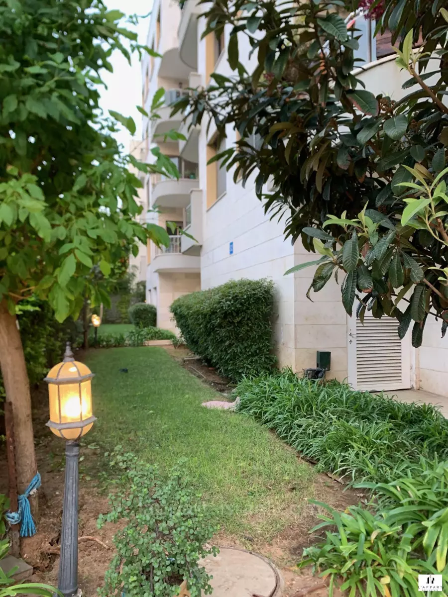 Apartment 3 rooms Tel Aviv City center 175-IBL-3245