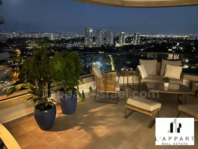 Sale Apartment Kiryat Ono