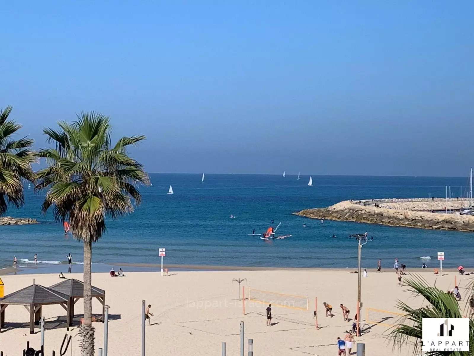 Ground floor 4 rooms Tel Aviv quarter of the sea 175-IBL-3291