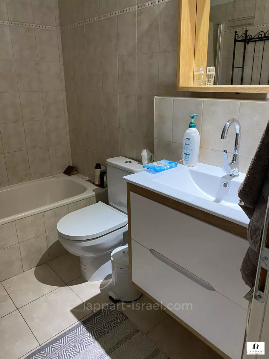 Apartment 3 rooms Tel Aviv City center 175-IBL-3302