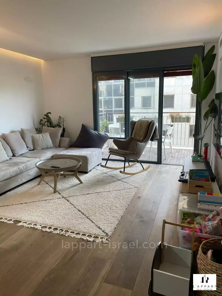 Apartment 3 rooms Tel Aviv Lev Tel-Aviv 175-IBL-3304