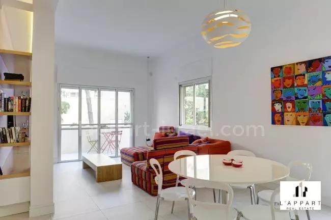 Apartment 3 rooms Tel Aviv quarter of the sea 175-IBL-3333