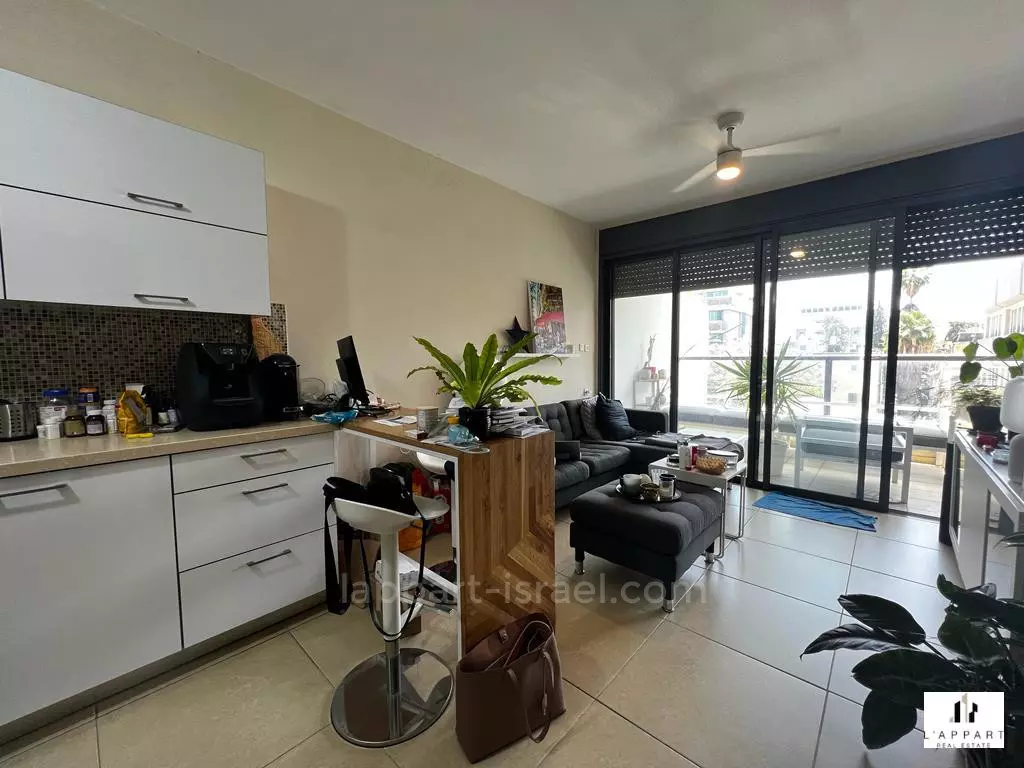 Apartment 2 rooms Tel Aviv City center 175-IBL-3346