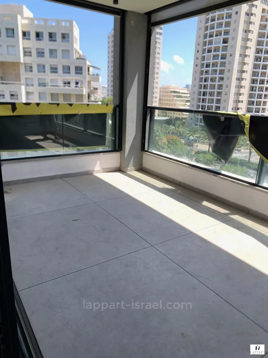 Apartment 5 rooms Tel Aviv Ramat Aviv 175-IBL-3357