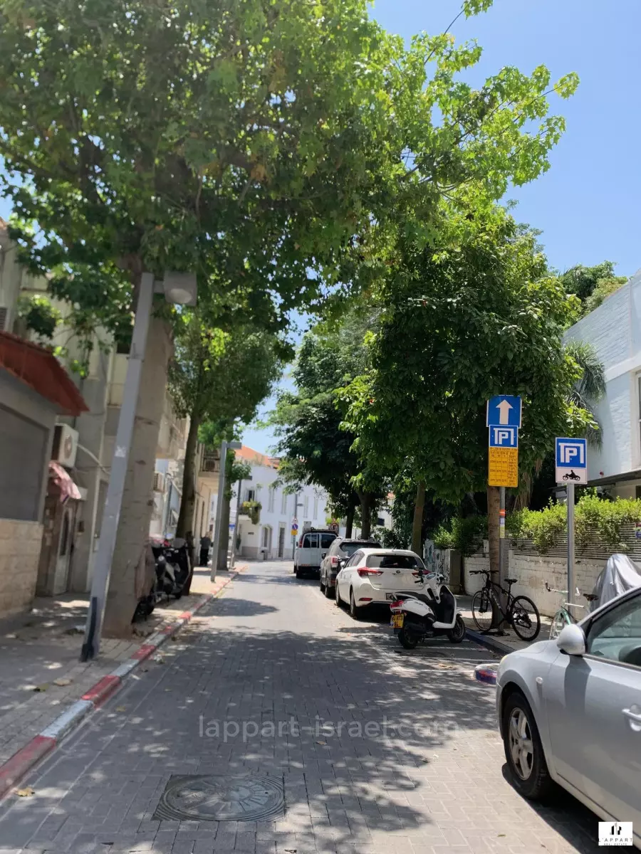 Apartment 4 rooms Tel Aviv Neve Tsedek 175-IBL-3360