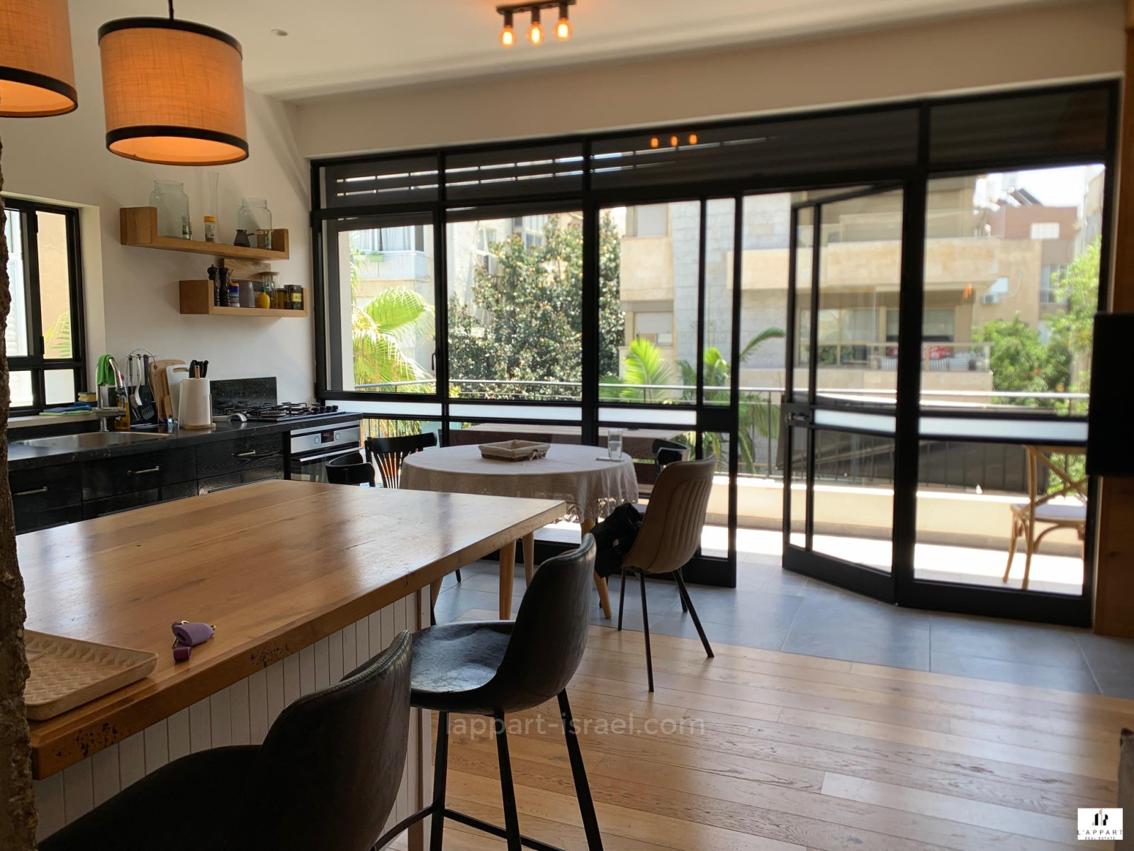 Apartment 3 Rooms Tel Aviv quarter of the sea 175-IBL-3370