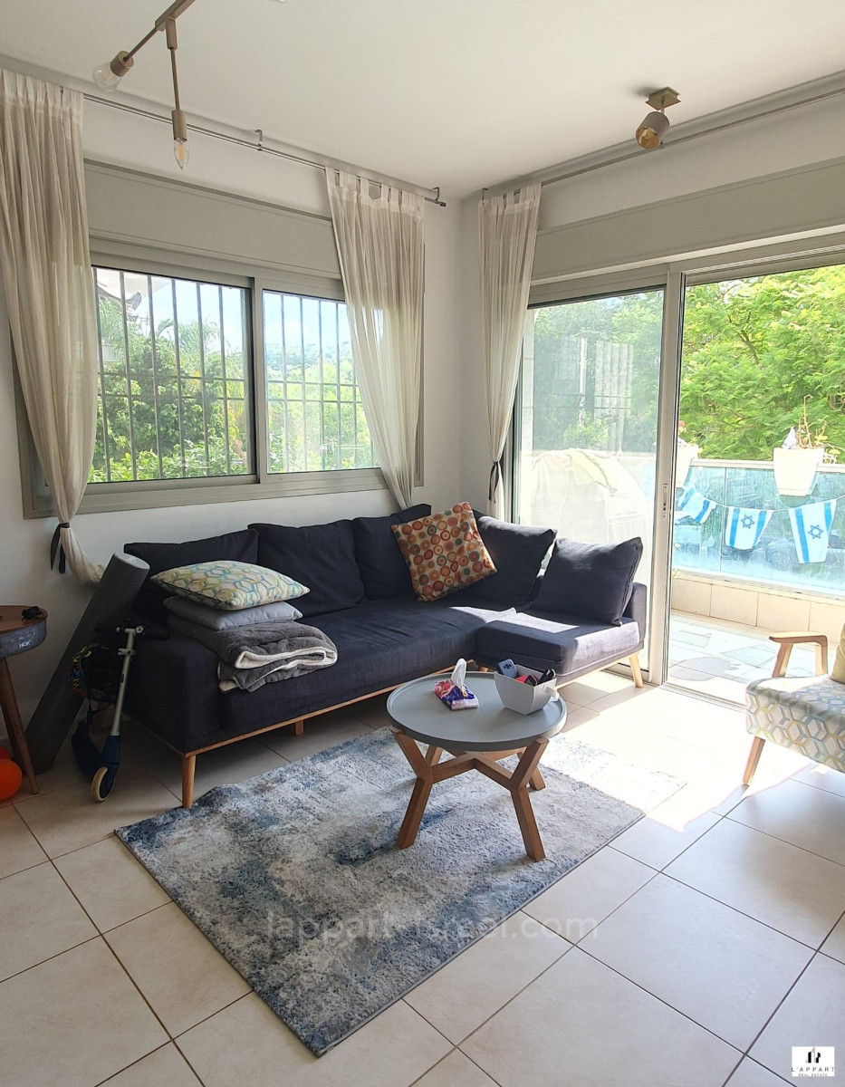 Apartment 3 Rooms Tel Aviv City center 175-IBL-3379