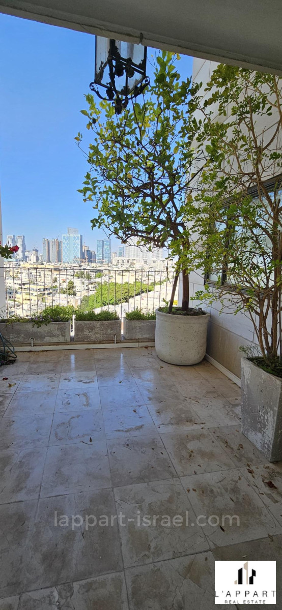 Apartment 4 Rooms Tel Aviv Lev Tel-Aviv 175-IBL-3380