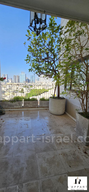 For rent Apartment Tel Aviv