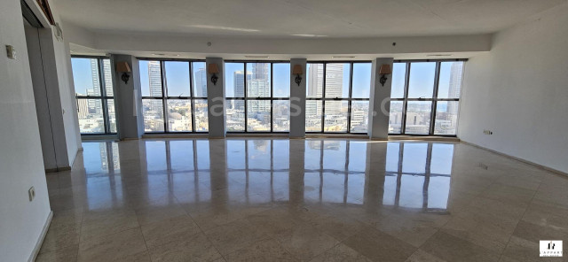 For rent Apartment Tel Aviv