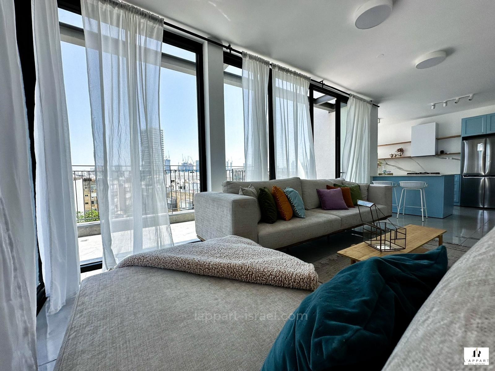 Penthouse 4 Rooms Tel Aviv quarter of the sea 175-IBL-3387