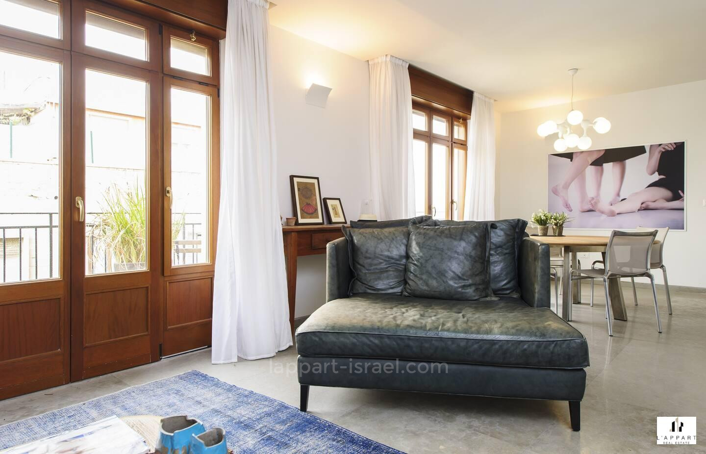 Apartment 3.5 Rooms Tel Aviv Yaffo 175-IBL-3390