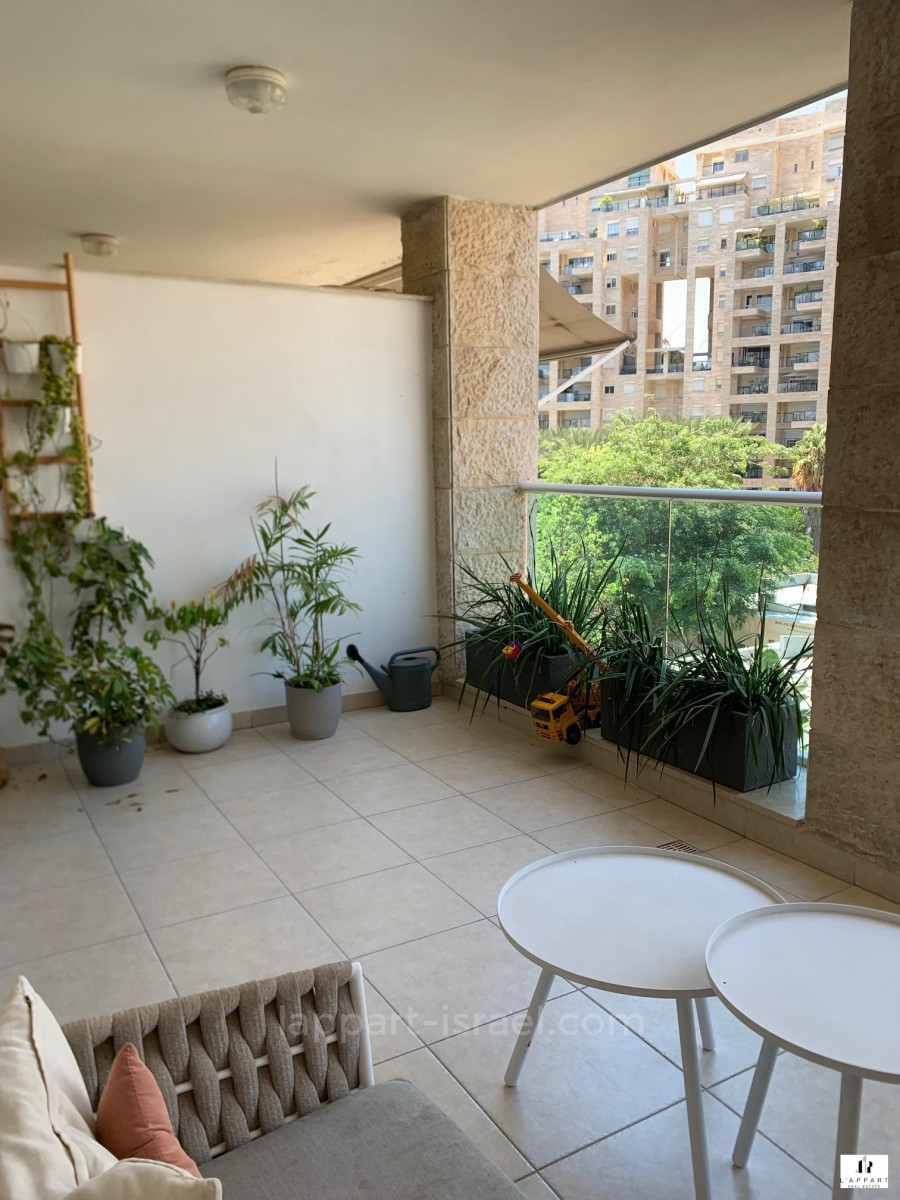 Apartment 1 Rooms Tel Aviv Ramat Aviv 175-IBL-3391