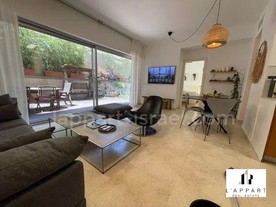 Ground floor 3 rooms Tel Aviv quarter of the sea 175-IBL-3392