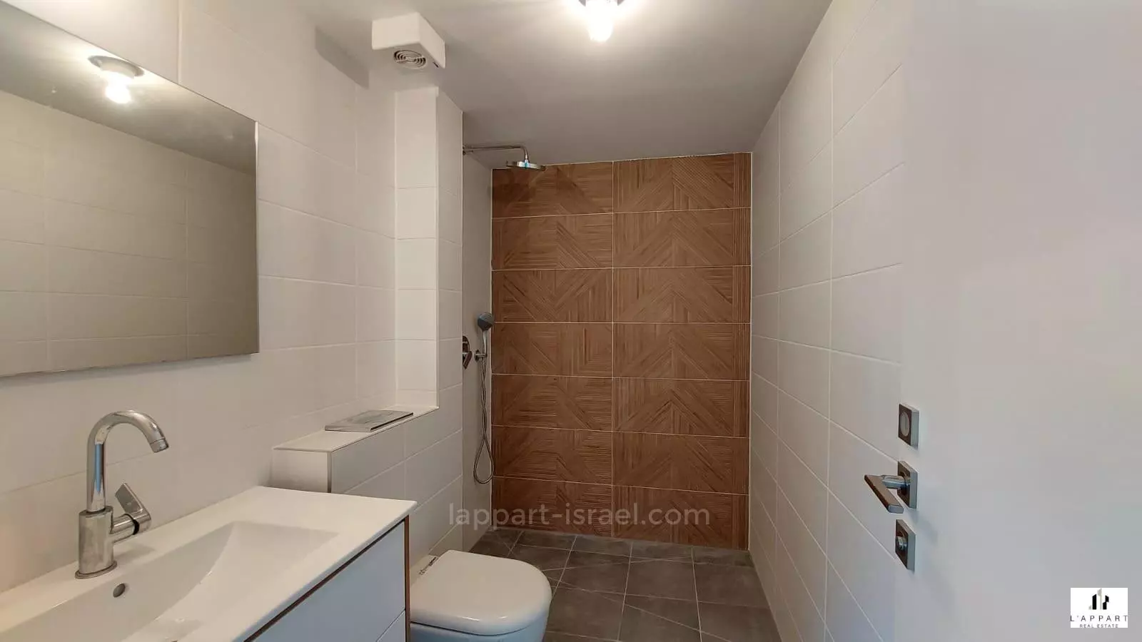 Apartment 5 Rooms Tel Aviv Ramat Aviv 175-IBL-3397