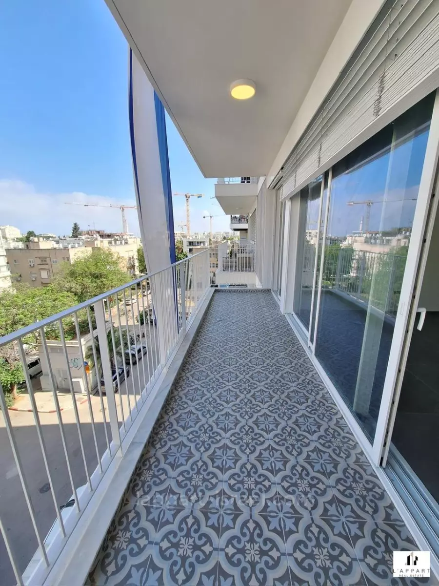 Apartment 4 Rooms Tel Aviv tel aviv north 175-IBL-3399