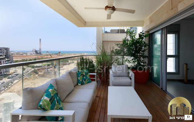 For sale Mini-Penthouse Tel Aviv