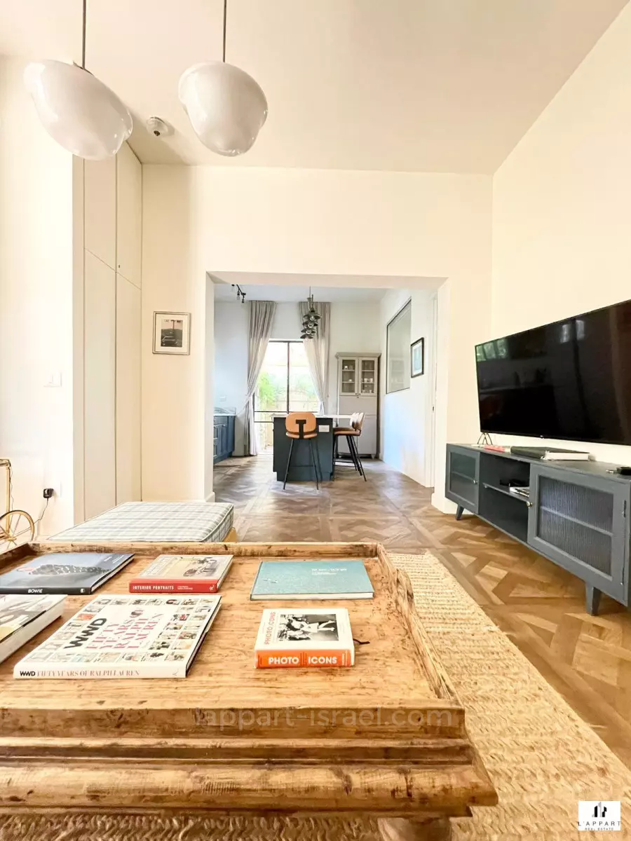 Apartment 4 Rooms Tel Aviv quarter of the sea 175-IBL-3403